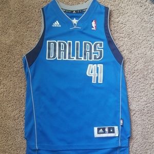 Dallas Mavericks Dirk Nowitzki Jersey Youth Medium
